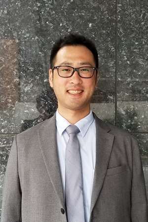 中村弘毅